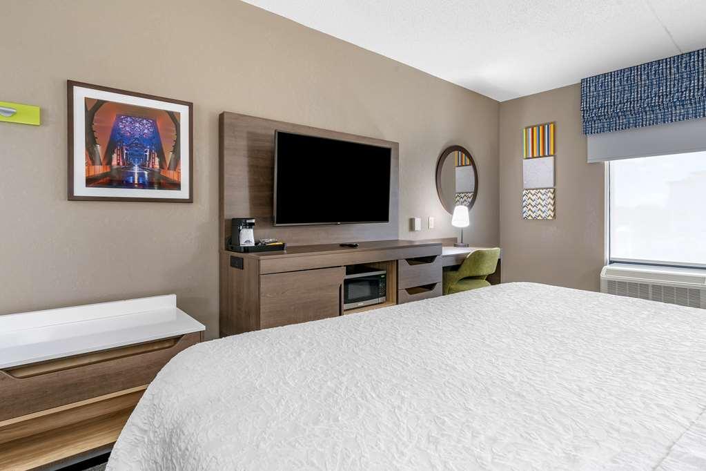 Hampton Inn & Suites Louisville East Habitación foto