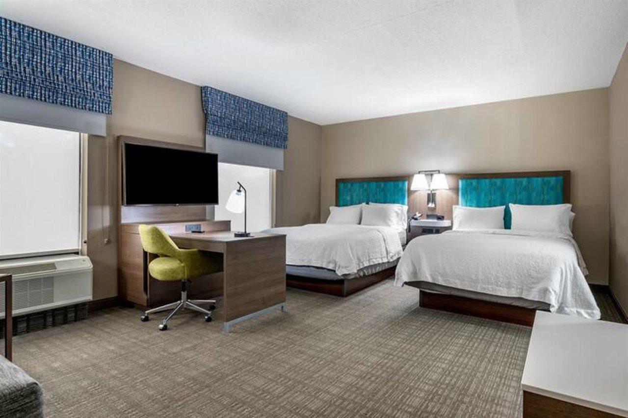 Hampton Inn & Suites Louisville East Exterior foto